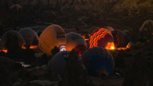 Cappadocia Panoramic Hot Air Balloon Chasing Tour at Sunrise